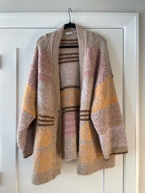 Arizona Jean Company Bouclé Open-Front Cardigan in Beige with Pink & Mustard